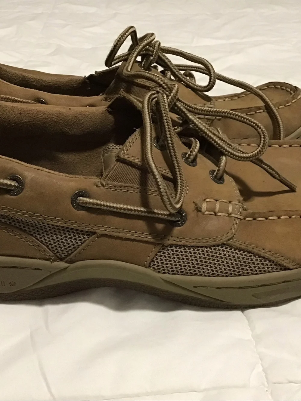 G.H. Bass & Co. Men's Tan Boat Shoes Size 9.5